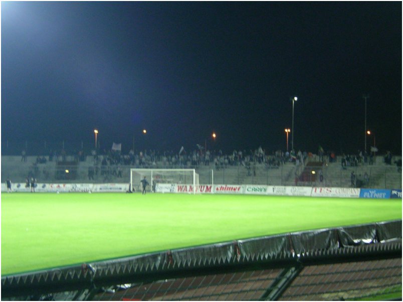 Arezzo - Cesena  30.10.2004 004